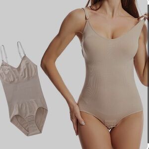 Shapewear, flattering and snatched on the waist.